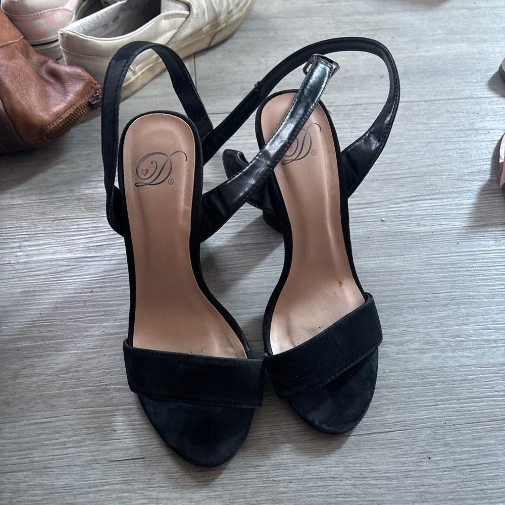 Elegant Black Women's Sandals